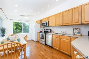 2 Barn Hill Rd, Bloomfield, CT 06002 - Photo 10