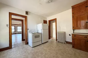 329 Elm St, West Haven, CT 06516 - Photo 4