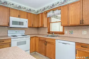103 Farview Dr, Cheshire, CT 06410 - Photo 6