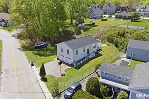 21 Chase St, Stonington, CT 06379 - Photo 1