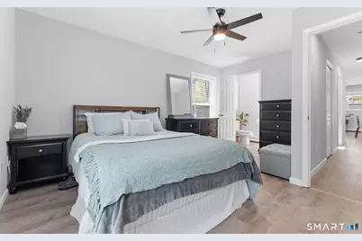 21 Chase Street, Stonington, CT 06379 - Photo 10
