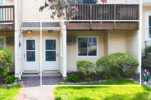 8 Rose Ln, Danbury, CT 06811 - Photo 1