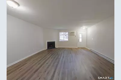 8 Rose Lane #24-11, Danbury, CT 06811 - Photo 4