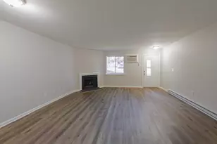8 Rose Ln, Danbury, CT 06811 - Photo 4