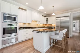 126 Homefair Dr, Fairfield, CT 06825 - Photo 6