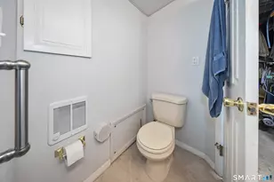 123 Evelyn Dr, Naugatuck, CT 06770 - Photo 32