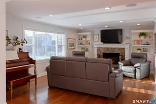 10 Island Dr, Norwalk, CT 06855 - Photo 26