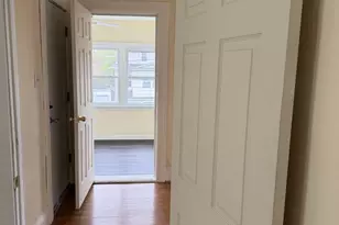 452 Hillside Ave, Hartford, CT 06106 - Photo 10