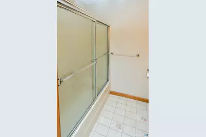 1325 Farmington Avenue #13, Bristol, CT 06010 - Photo 24