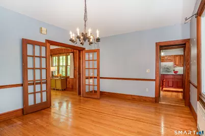 20 Wettleson Avenue, West Hartford, CT 06107 - Photo 10