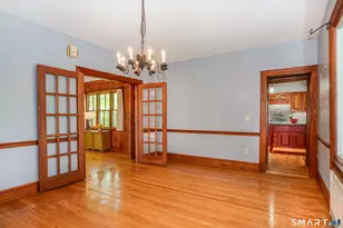 20 Wettleson Ave, West Hartford, CT 06107 - Photo 10
