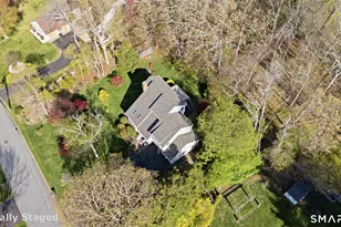 12 Lindros Ln, Waterford, CT 06385 - Photo 4