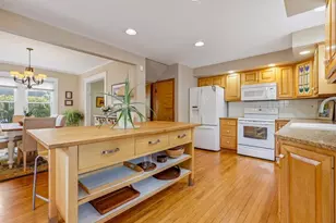 200 Alston Ave, New Haven, CT 06515 - Photo 10