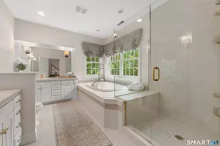 21 Williamsburg Ln, Avon, CT 06001 - Photo 20