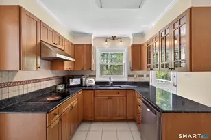 482 Luba Dr, Orange, CT 06477 - Photo 6