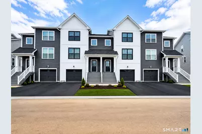 135 Shea Circle #135, Cheshire, CT 06410 - Photo 1