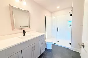 135 Shea Cir, Cheshire, CT 06410 - Photo 6