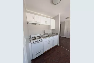 34 Center Street #Apt 1, Bristol, CT 06010 - Photo 1