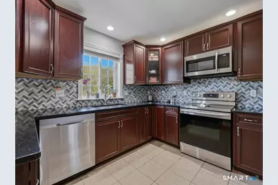 160 Briar Lane #160, Norwich, CT 06360 - Photo 14