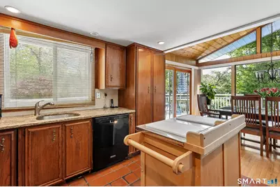 4 Alan Road, Danbury, CT 06810 - Photo 10