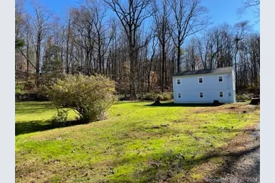 86 Pocahontas Road, Redding, CT 06896 - Photo 16
