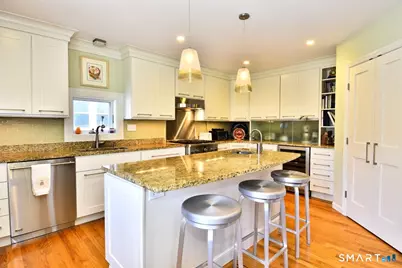 12 Norwood Avenue, Milford, CT 06460 - Photo 10