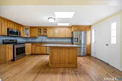 1195 New Britain Avenue, West Hartford, CT 06110 - Photo 8
