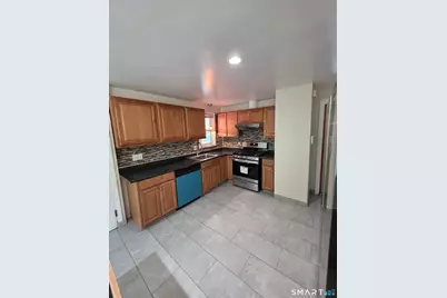 174 Light Street, Stratford, CT 06614 - Photo 4