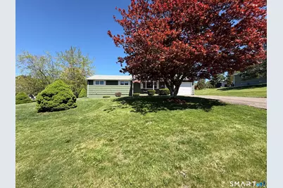 8 Tulip Drive, Meriden, CT 06450 - Photo 2