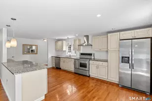 137 Brewster Rd, West Hartford, CT 06117 - Photo 6