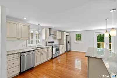137 Brewster Road, West Hartford, CT 06117 - Photo 4