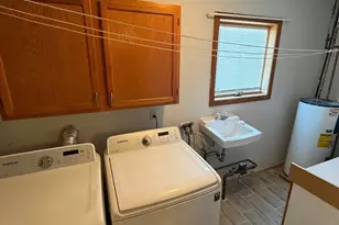 239 Tremont St, New Britain, CT 06051 - Photo 14