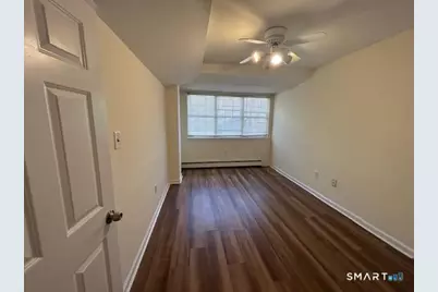 1868 Summer Street #1868, Stamford, CT 06905 - Photo 4