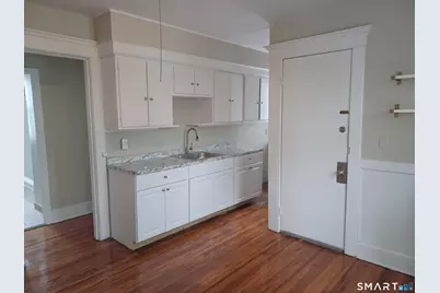 37 Fairfield Street #2nd Floor, New Haven, CT 06515 - Photo 8