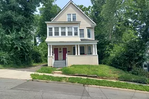 37 Fairfield St, New Haven, CT 06515 - Photo 1
