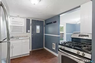 69 Prospect St, Winchester, CT 06098 - Photo 12