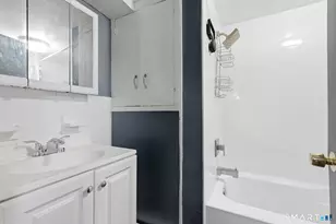 69 Prospect St, Winchester, CT 06098 - Photo 14