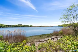 201 Jamestown Rd, Stratford, CT 06614 - Photo 24