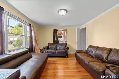 4 Mayfair Road, Bloomfield, CT 06002 - Photo 8