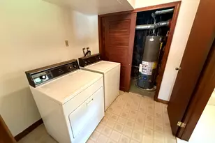 75 Masna Pl, Stratford, CT 06614 - Photo 10