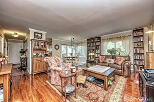 51 Staffordshire Common Dr, Wallingford, CT 06492 - Photo 4