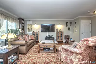 51 Staffordshire Common Dr, Wallingford, CT 06492 - Photo 18