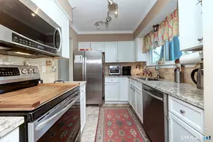 51 Staffordshire Common Dr, Wallingford, CT 06492 - Photo 22