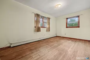 884 Wood Ave, Bridgeport, CT 06604 - Photo 14