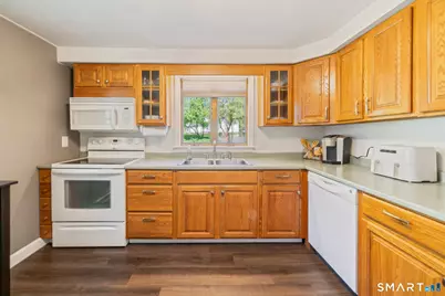 9 Fisk Drive, Newington, CT 06111 - Photo 8