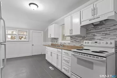 393 Huntington Street, New Haven, CT 06511 - Photo 6