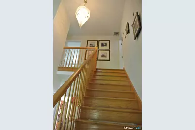37 Oakwood Lane, Hamden, CT 06518 - Photo 18