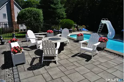 37 Oakwood Lane, Hamden, CT 06518 - Photo 30