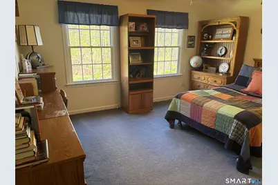 37 Oakwood Lane, Hamden, CT 06518 - Photo 24