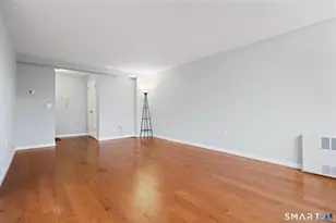 891 Farmington Ave, West Hartford, CT 06119 - Photo 10
